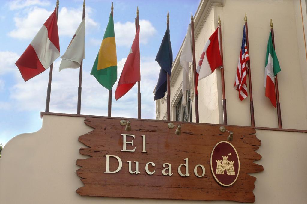 Hotel El Ducado Ліма Екстер'єр фото